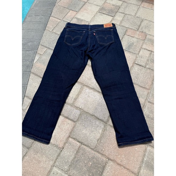 Levi's Denim - Levi's Women's Straight Leg Dark Wash Medium Rise Jeans Size 28 Short